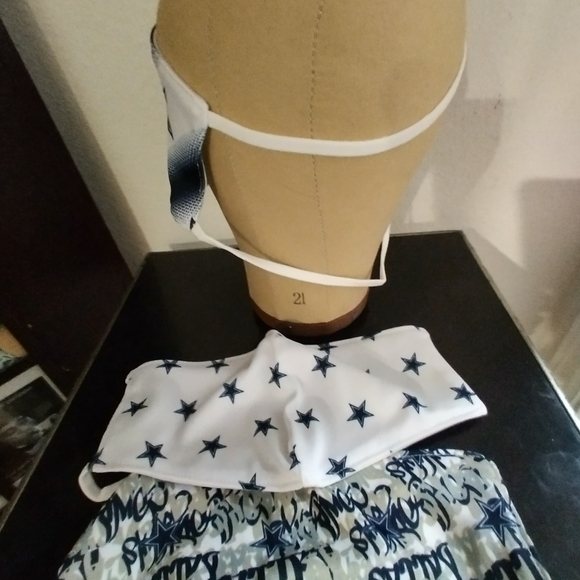 DALLAS COWBOYS OFFICIAL MASK - Picture 3 of 4